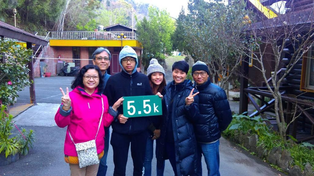 La La Shan 5.5Knong Zhuang Hualing Εξωτερικό φωτογραφία